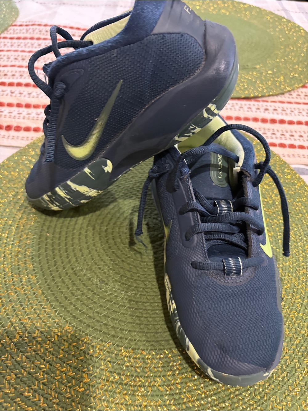 Nike model FN4384-401 is the Nike IsoFly Big Kids' Basketball Shoe size 4Y